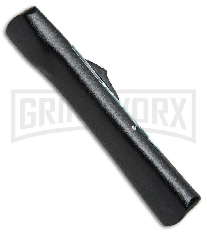 AKC Concord Arctic Camo OTF Automatic Knife - Flat Grind Black Plain - Image 3