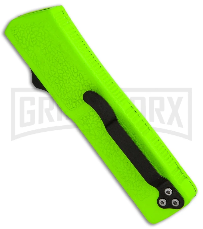 Bolt Zombie Green Biohazard D/A OTF Automatic Knife - Black Serr - Image 3