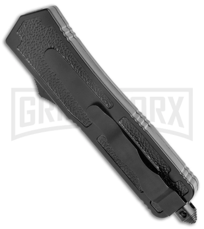 Rumble Heavy Duty Drop Point Black OTF Automatic Knife - Two Tone - Image 3