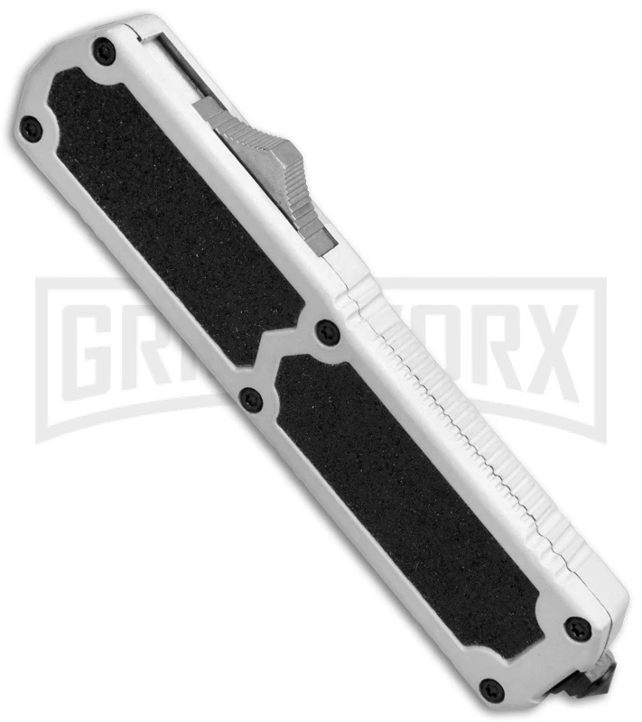 Titan White D/A OTF Automatic Knife - Dagger Satin Serrated - Image 2