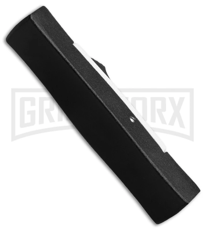 AKC Minion Concord Black/White OTF Automatic Knife - Flat Grind Black Plain - Image 2